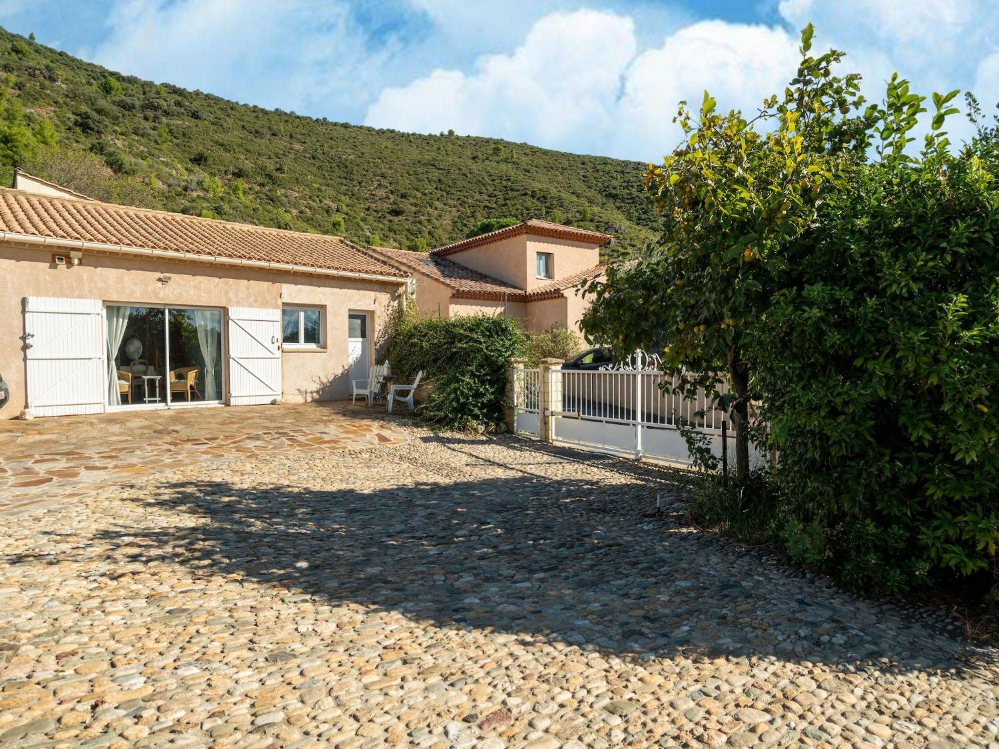 House In The South Of France With Private Pool Villa Roquebrun Екстериор снимка
