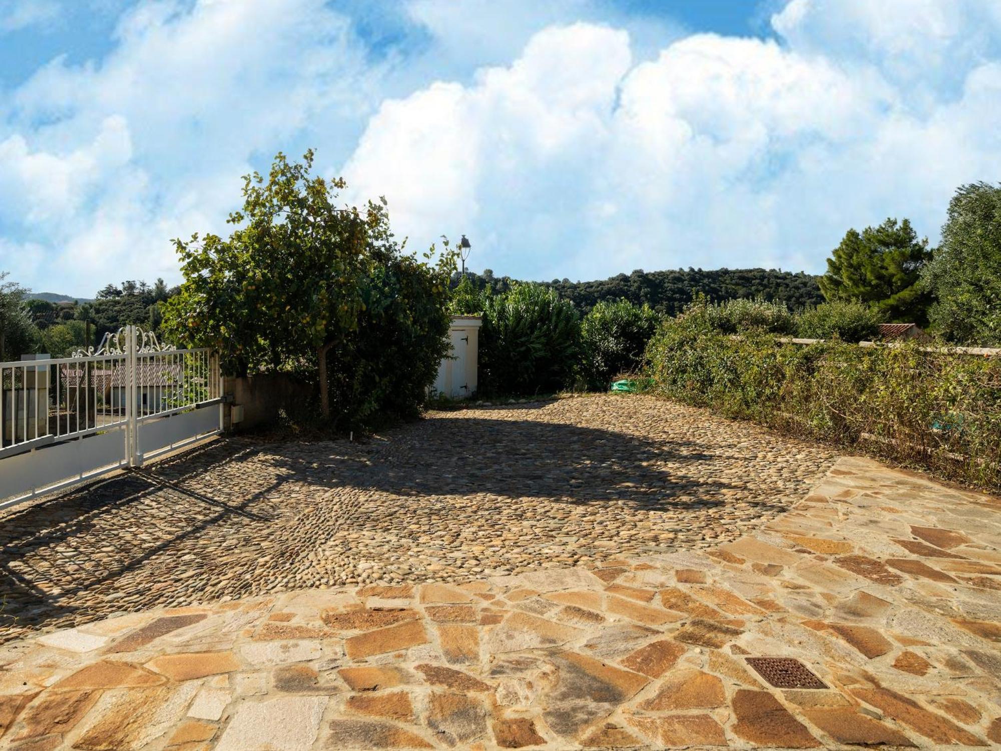 House In The South Of France With Private Pool Villa Roquebrun Екстериор снимка
